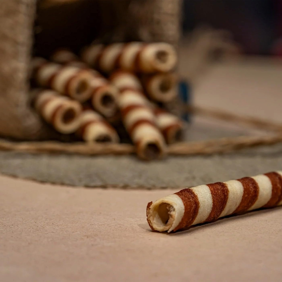 Abu Auf Hazelnut Wafer Rolls, 35 Pieces, Perfect for Gatherings and Parties